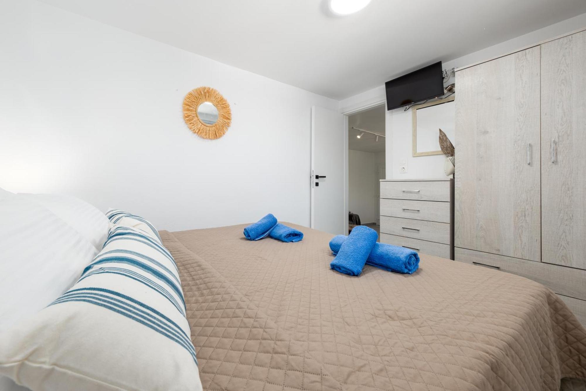 Blue View Villa Apartment #1 With Shared Pool Pounda Exterior photo